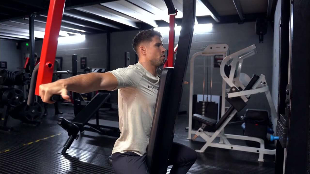PECフライマシンでトレーニングする方法？