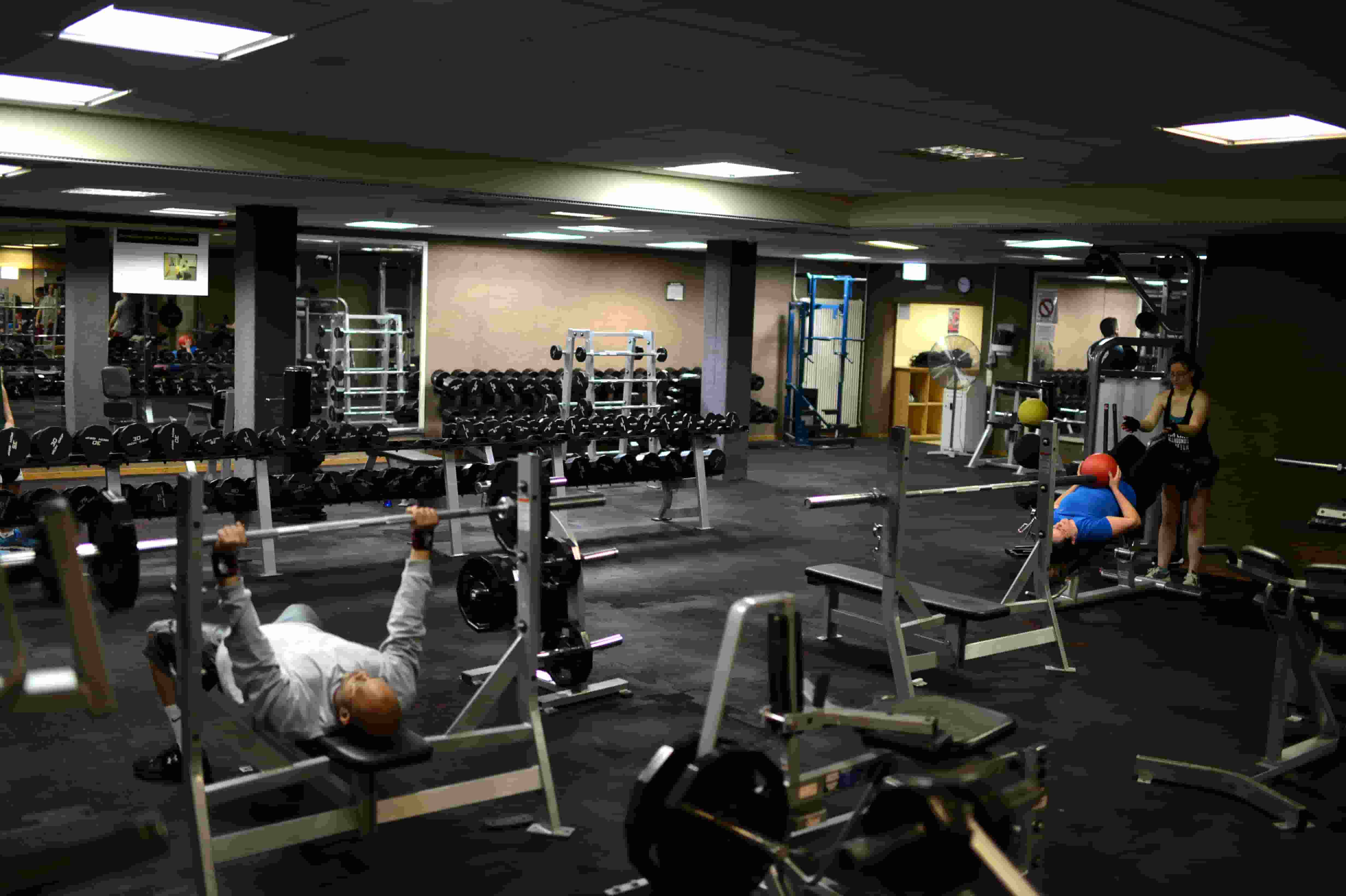 筋肉を素早く増強し、素晴らしい体格を実現するための 7 つのエクササイズ